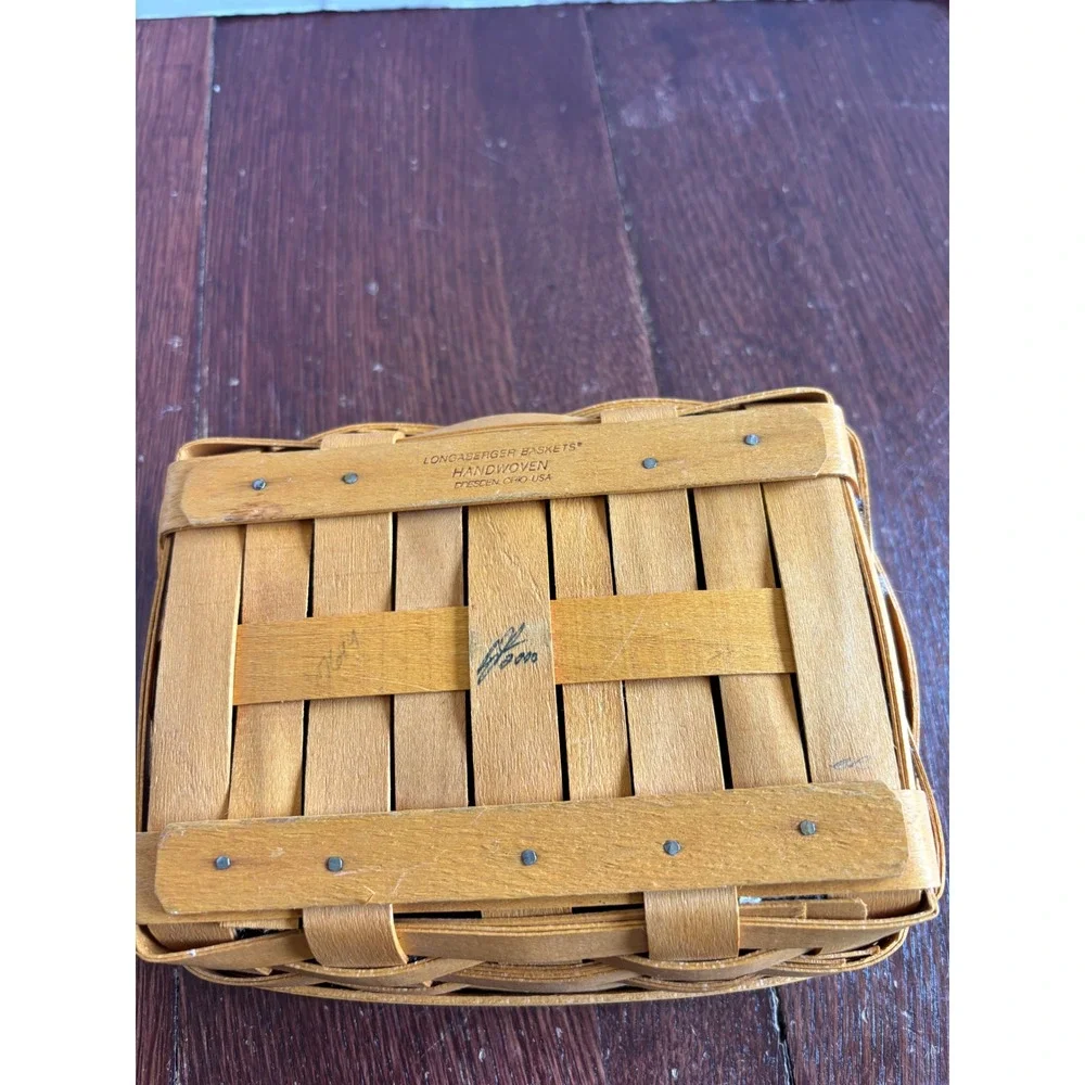 Longaberger Handwoven Rectangular Basket 2000 Dresden Ohio‎ Maple Wood 7x5x2.5